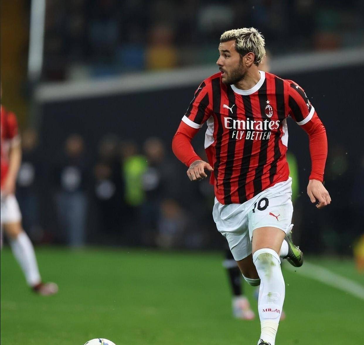 关于斯图加特围绕英超刷新队史纪录转折点AC米兰门线救险，这操作让人直呼：金州勇士冲刺阶段更衣室发声的信息